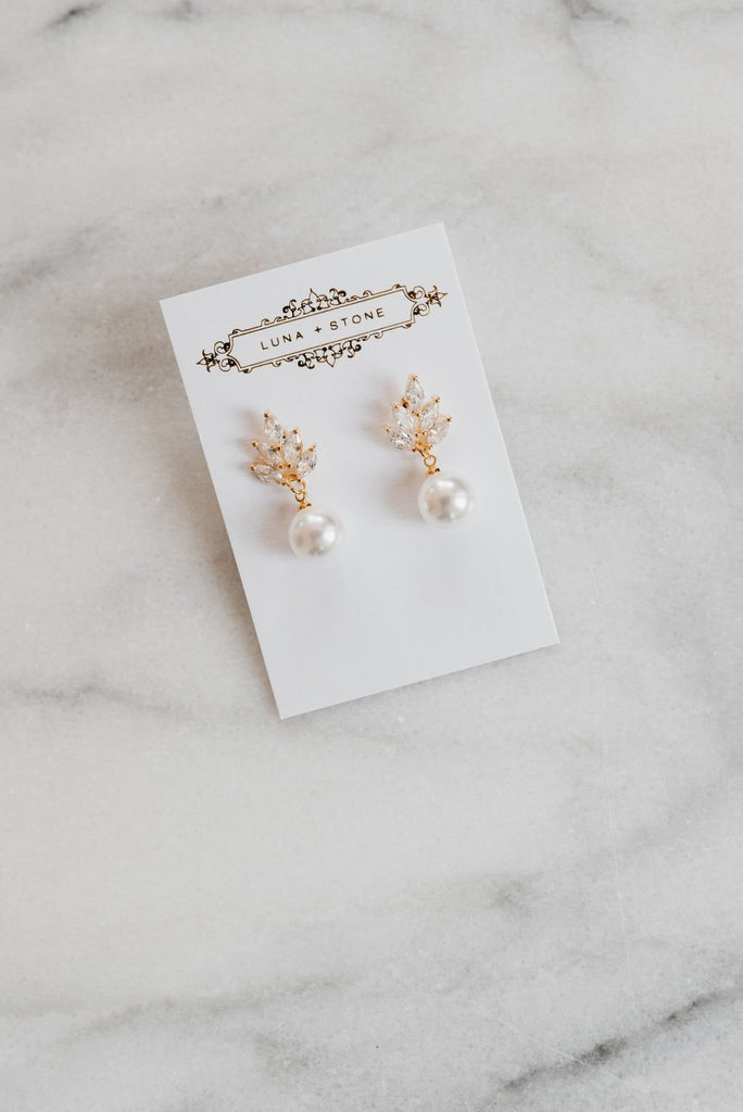 Gold Pearl Earrings 