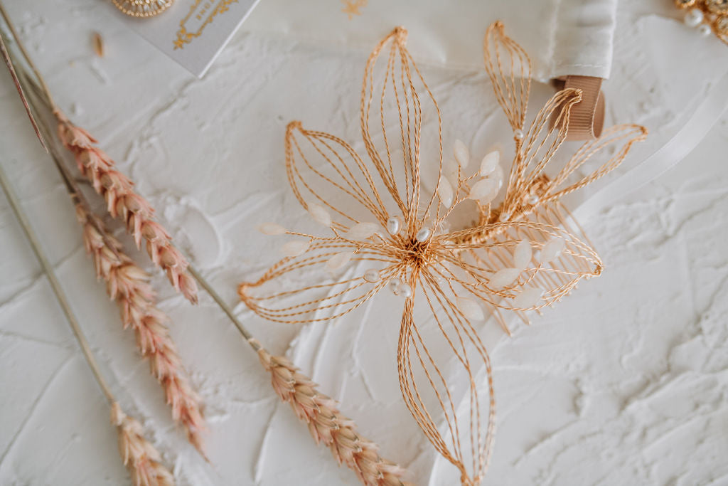 HAIR PINS + CLIPS